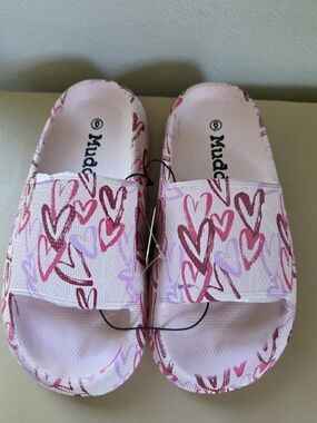 Mudd Pink Floral Heart Slide Sandals Size 6 Summer Shoes